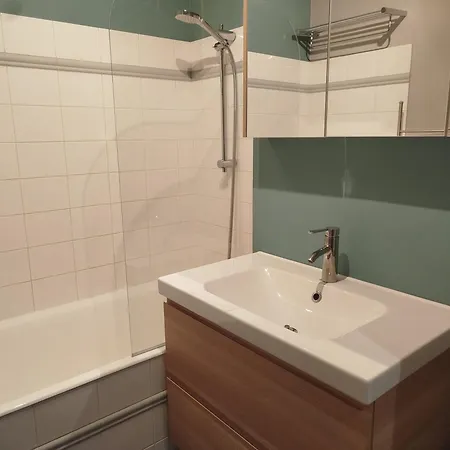 Apartment Les Galets Front De Jullouville-les-Pins