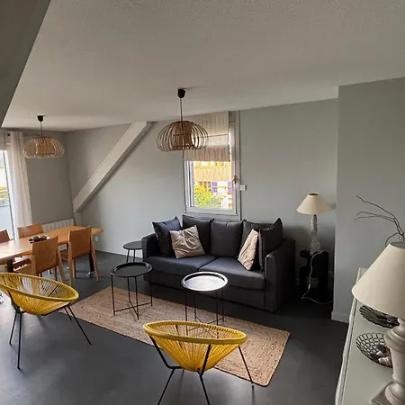 Les Galets Front De Apartment Jullouville-les-Pins